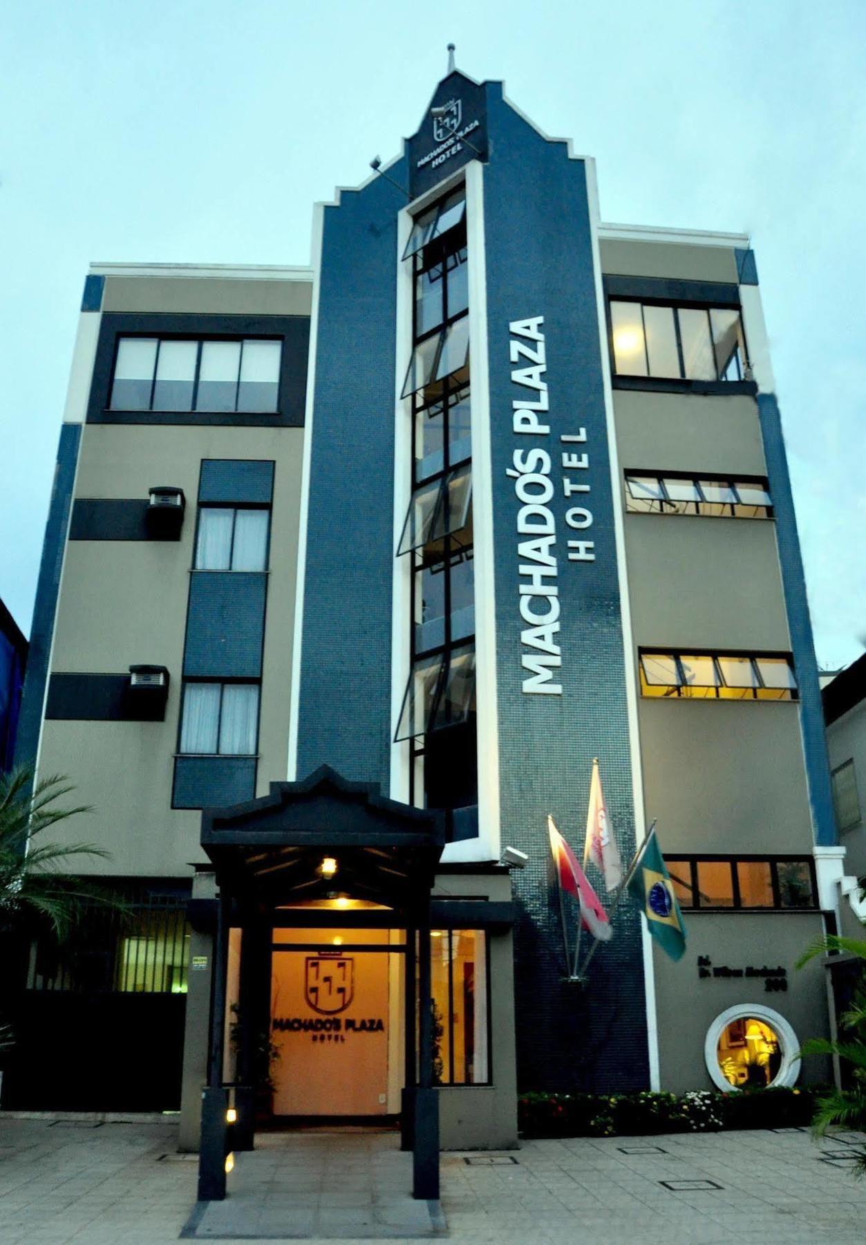 Machado's Plaza